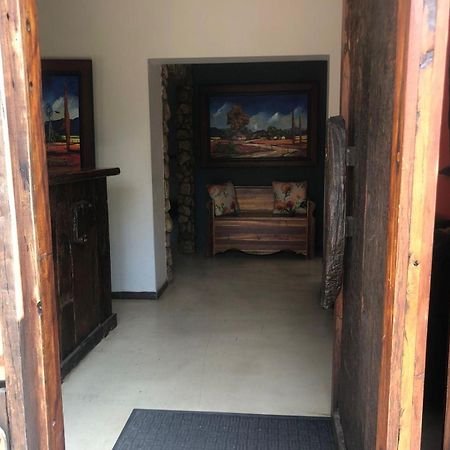 Africa Footprints Lodge Kempton Park Exteriér fotografie