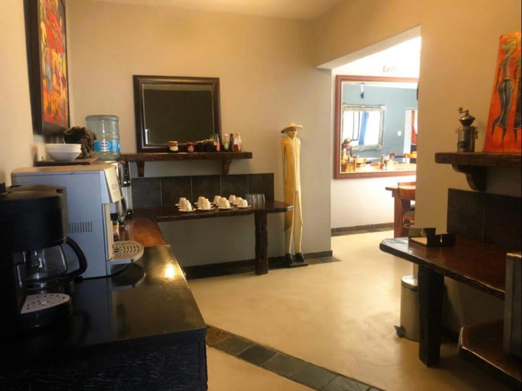 Africa Footprints Lodge Kempton Park Exteriér fotografie