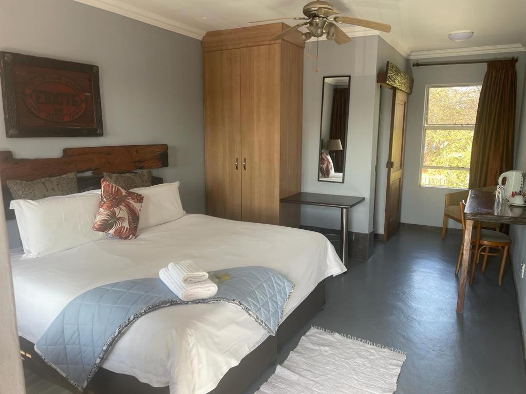 Africa Footprints Lodge Kempton Park Exteriér fotografie